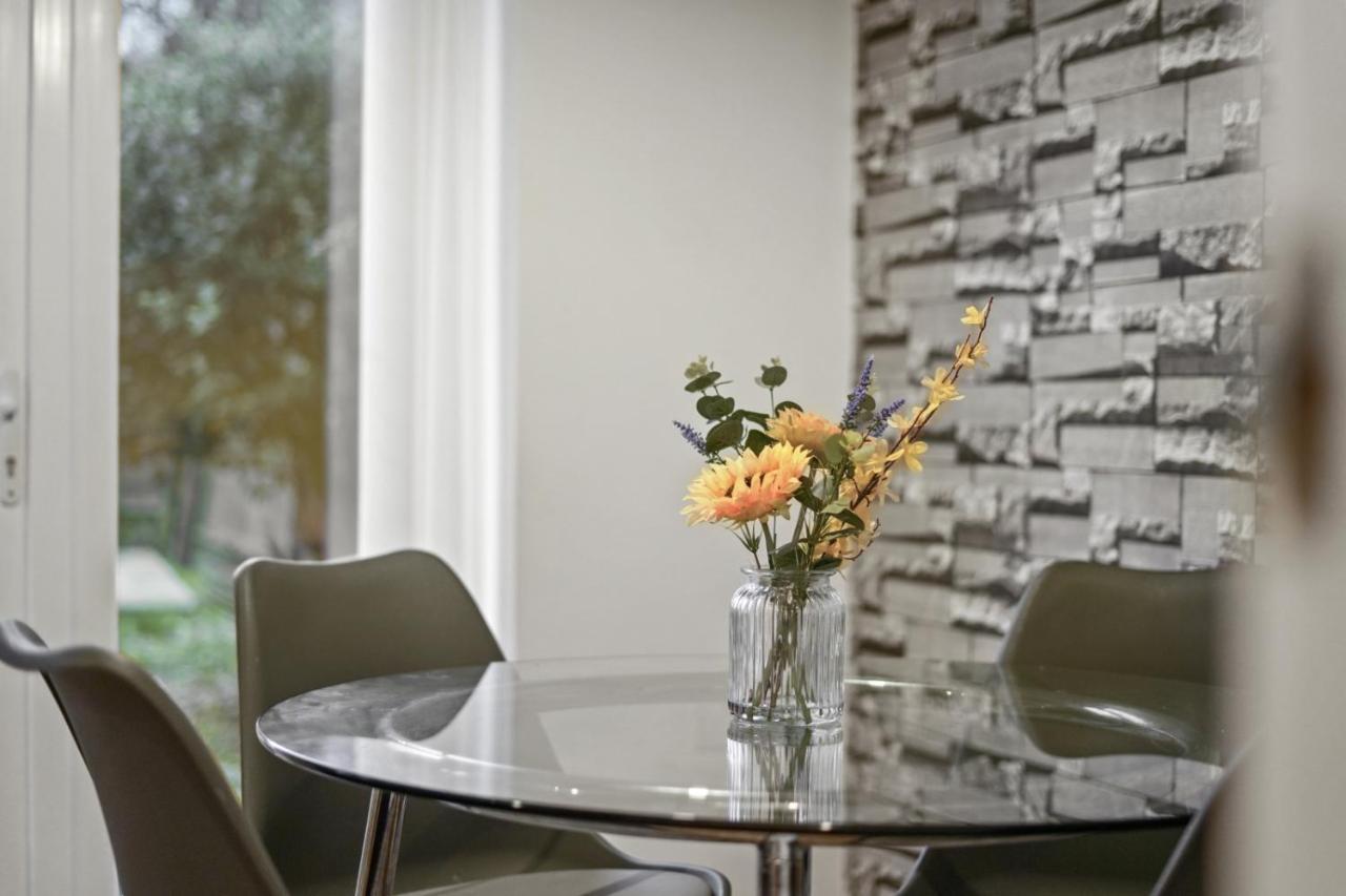 Tayberry Close Contractors & Leisure Apartment By Leecroft Stays Derby Kültér fotó