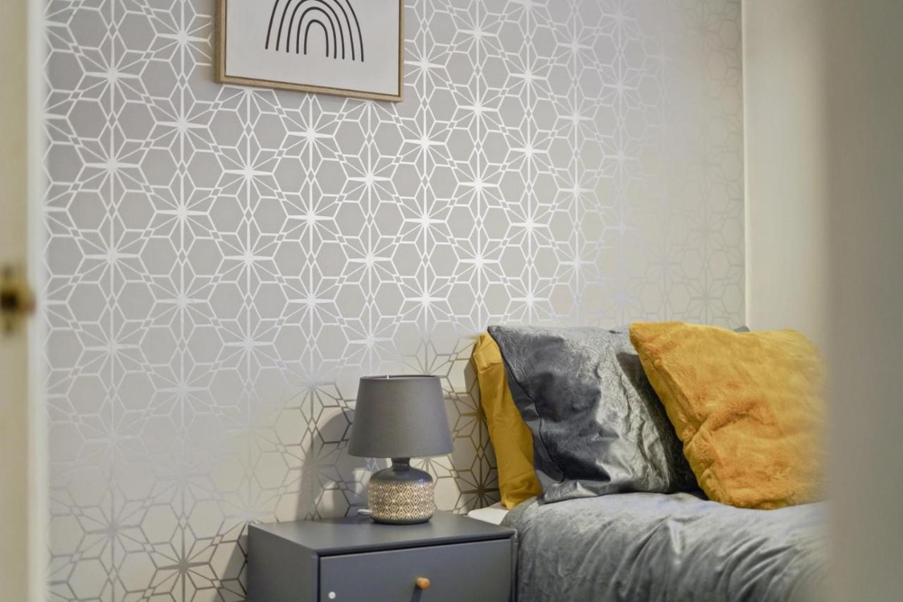 Tayberry Close Contractors & Leisure Apartment By Leecroft Stays Derby Kültér fotó